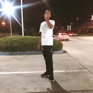 Meet your Posher, Moe